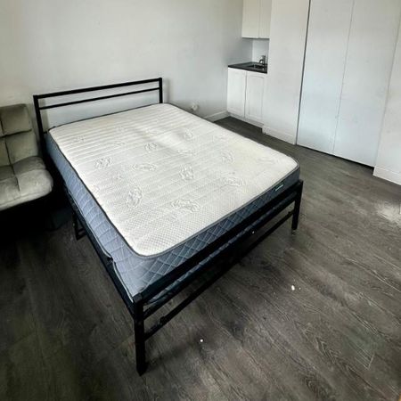 1 CH - 1 SDB - Montréal - $850 /mo - Photo 4