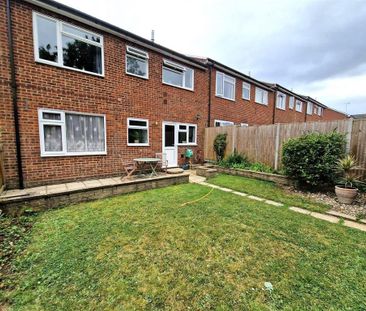 2 bedroom maisonette to rent - Photo 3