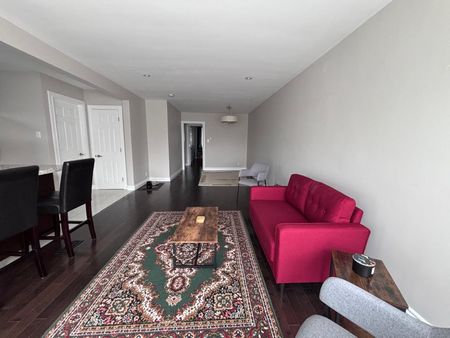 For Lease - 295 Blue Grass Boulevard, Richmond Hill, Ontario - Photo 2