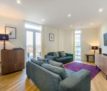 3 bedroom flat to rent - Photo 1