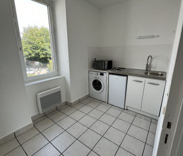 Location Appartement 1 pièce 28m² - Photo 3