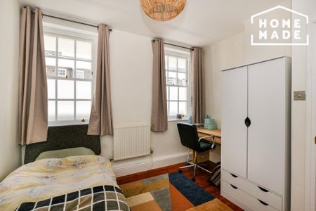 3 bedroom flat to rent - Photo 2