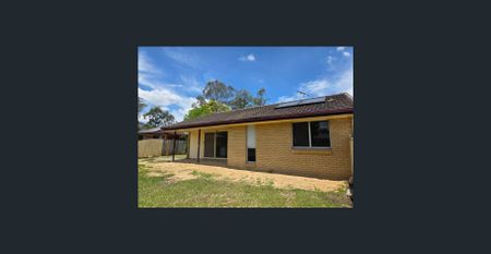 Neat & Comfortable 3-Bedroom Home in a Convenient Location - Photo 5