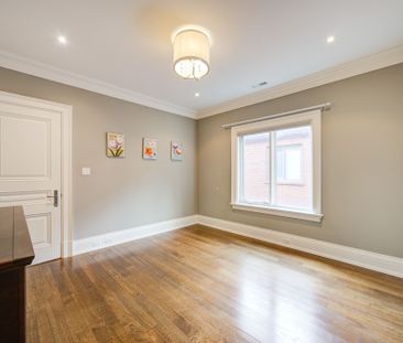 For Lease - 154 Munro Boulevard, Toronto, Ontario - Photo 3