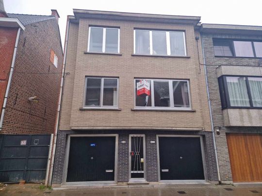 Appartement met 2 slaapkamers en garage - Photo 1