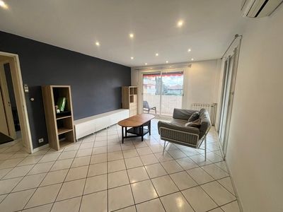 Location Appartement 4 pièces 81m² TOULON 83000 - Photo 3