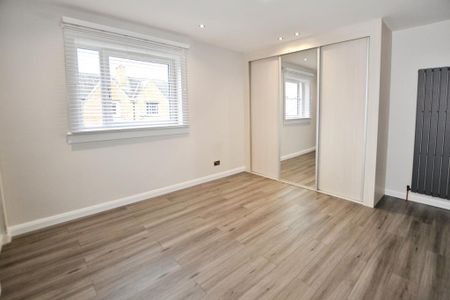 3 bedroom flat to rent - Photo 5