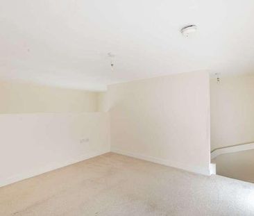 St Edgars Square, Morley, LS27 - Photo 1