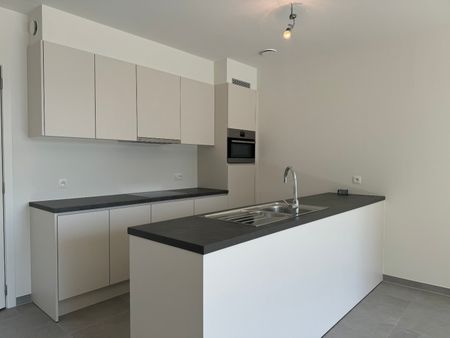 Instapklaar nieuwbouwappartement nabij het centrum van Veurne - Photo 2