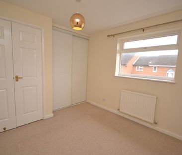 2 bed Semi-Detached House for Rent - Photo 2