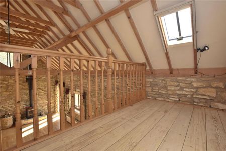 3 bedroom detached house to rent - Photo 2