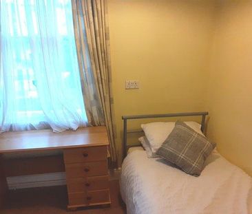 1 bedroom property to rent - Photo 3