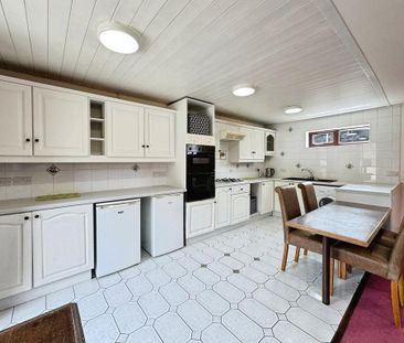 1 bedroom barn conversion to rent - Photo 4