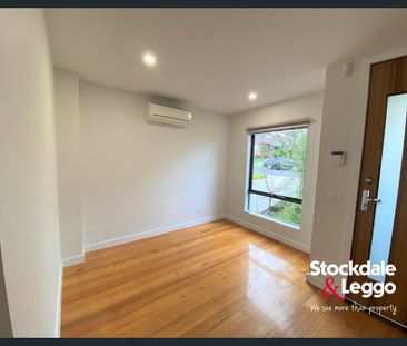 9A Freeland Grove, Jacana, Vic 3047 - Photo 6