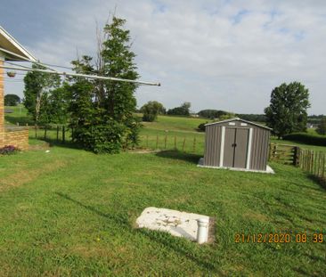 Country Cottage Close To Town - Photo 3