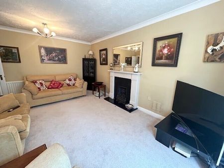 Room 2, Dartmouth Drive, St Helens, W... - Photo 3