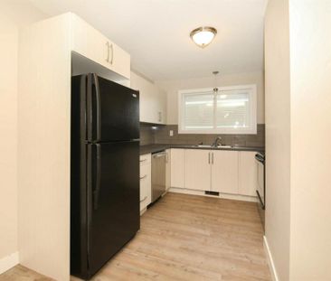 Beautiful 3 Bedroom Townhouse in Riverside Meadows - Photo 5