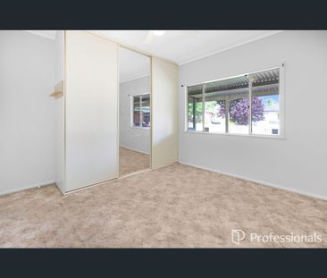 44 Tichbourne Crescent, Kooringal, NSW 2650 - Photo 2