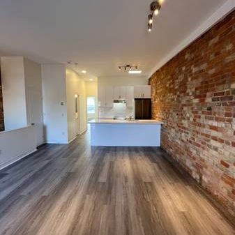 Newly renovated 2 Bedroom apartment for rent - Photo 4