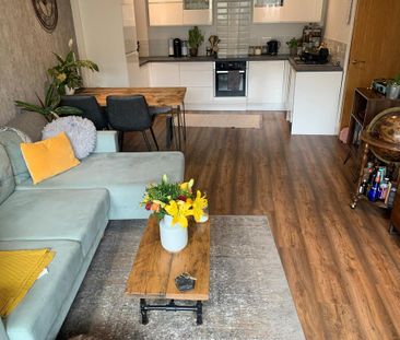 2 bedroom apartment to rent - Photo 2