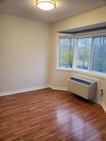 For Lease - 21028 Dalton Road Unit# 209, Georgina, Ontario - Photo 2