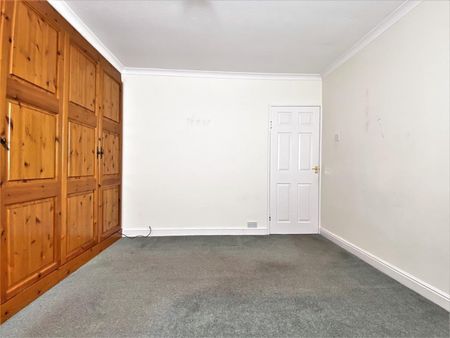 3 bedroom House To Let - Photo 5