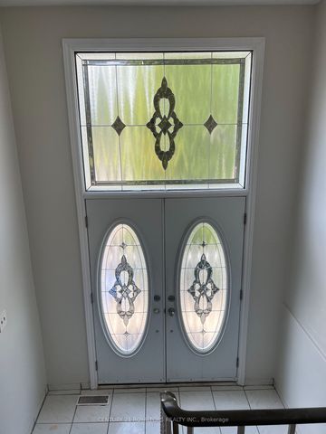 For Lease - 7258 Sills Road, Mississauga, Ontario - Photo 4