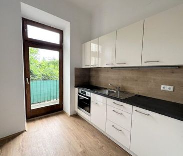 PROVISIONSFREI – Sanierte 2-Zimmer-Altbauwohnung mit separater Küch... - Foto 4