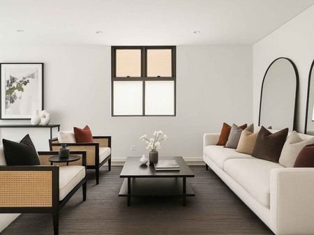DESIGNER APARTMENT WITH COURTYARD IN SOUGHT-AFTER BONDI LOCATION - Photo 5