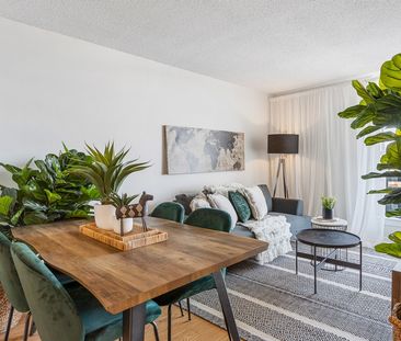 St. Laurent Boulevard - Photo 2