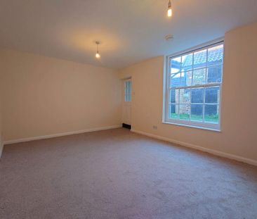 2 bedroom house to rent - Photo 1