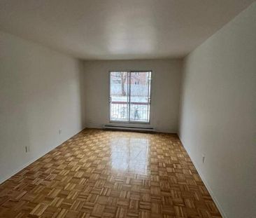 1 CH - 1 SDB - Saint-Eustache - $1,200 /mo - Photo 2