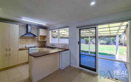 “For LEASE: Berwick| 3Bed + 1Bath + 1Car| Experience cozy living in a convenient location” - Photo 5