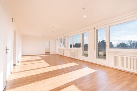 Beautiful 3.5 room apartment with balcony located in the city center of Lausanne - Photo 4