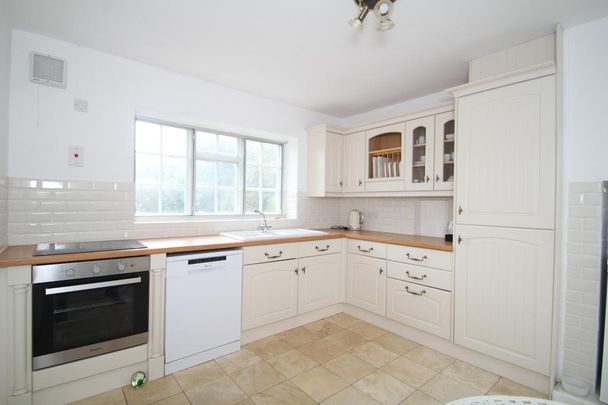 3 bedroom house to rent - Photo 1