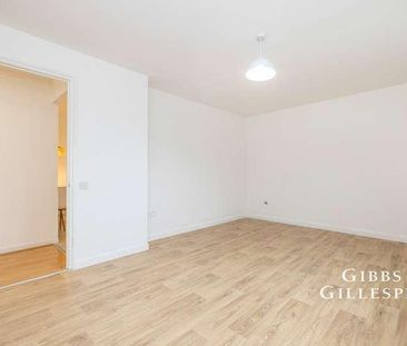 Firethorn Close, Edgware, HA8 - Photo 6