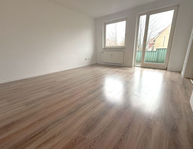 Helle 4-Zimmer-Wohnung mit Balkon - Foto 1