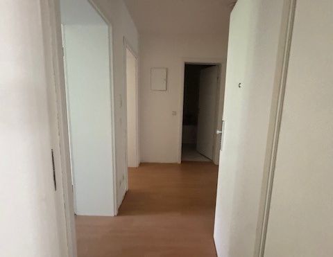 Attraktive 2-Zimmer-Wohnung mit Balkon in zentraler Lage von Duisburg - Photo 1