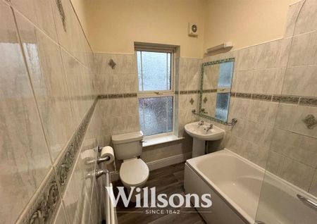 2 bedroom flat to rent - Photo 5