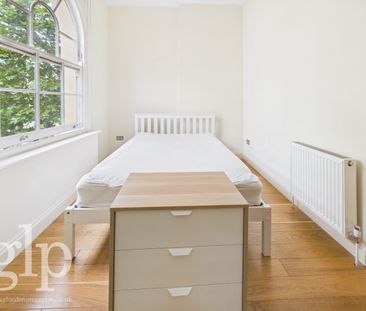 1 Bedroom Apartment, Shaftesbury Avenue, Covent Garden, WC2H - Photo 2