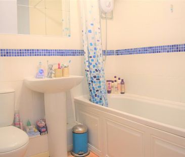 2 bedroom flat to rent - Photo 6