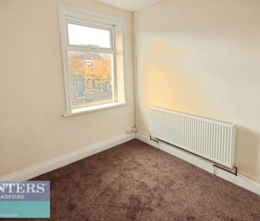 3 bedroom House To Let - Photo 5