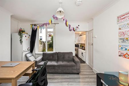4 bedroom house share to rent - Photo 2