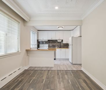 For Lease - 18 Thirty Third Street Unit# 1, Toronto, Ontario - Photo 6