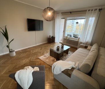 Tornslingan, Trångsund - Photo 1