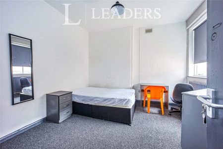 8 bedroom house to rent Derby Grove, Nottingham, Nottinghamshire, NG7 - Photo 2