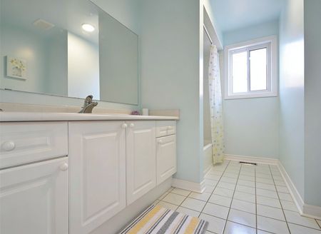 For Lease - 129 DEAN Avenue Unit# Upper Level, Barrie, Ontario - Photo 3