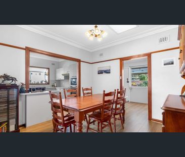 46 Lorraine St, Peakhurst, NSW 2210 - Photo 4