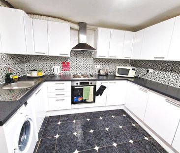 Room in a Shared House, St. Lawrence Way, SW9 - Photo 6