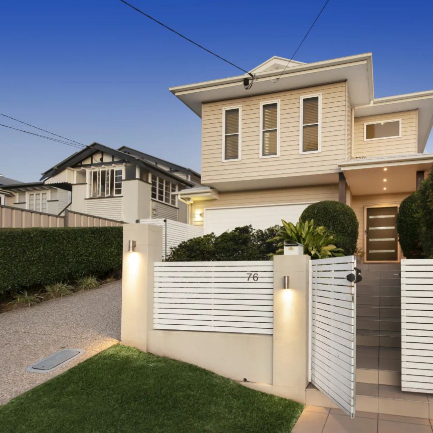 Extra Large Family Home in Great Location - Photo 1